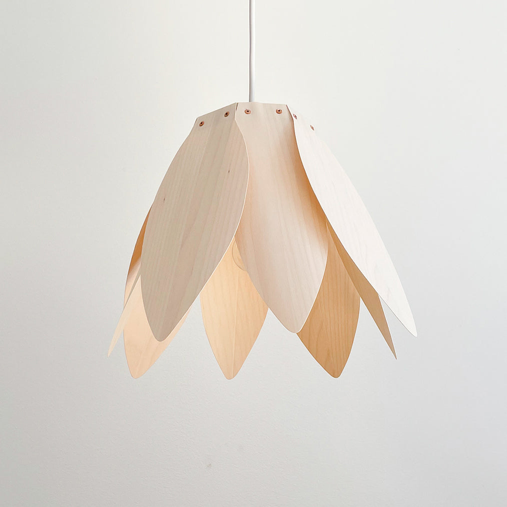 Lotus hanging online lamp