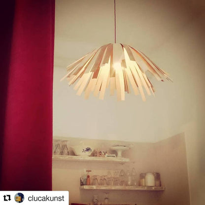 Tina Cheveux Courts / Merisier Rouge et Blanc