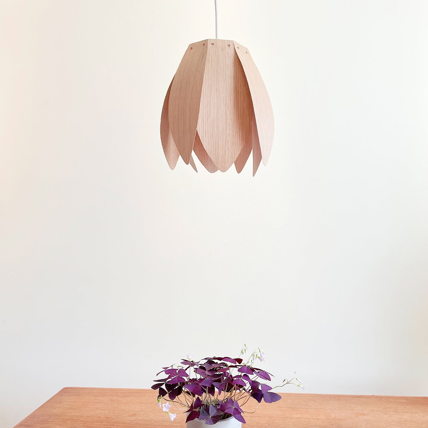 Flora 1 / Lampe suspendue / Chêne